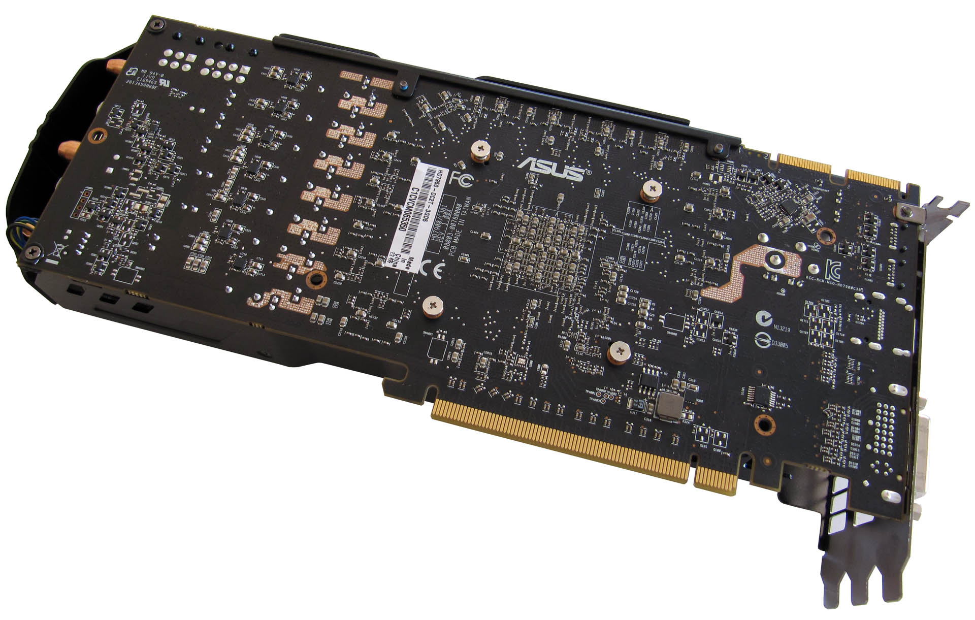 asus_hd7950_top_5b.jpg