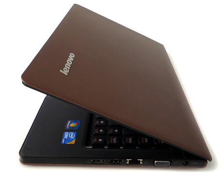 Lenovo IdeaPad U260 – ozbiljna šminka