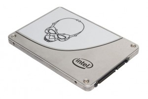 AnandTech testirao Intel SSD 730