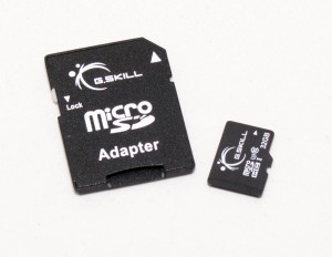 g.skill_microSD_32gb_3