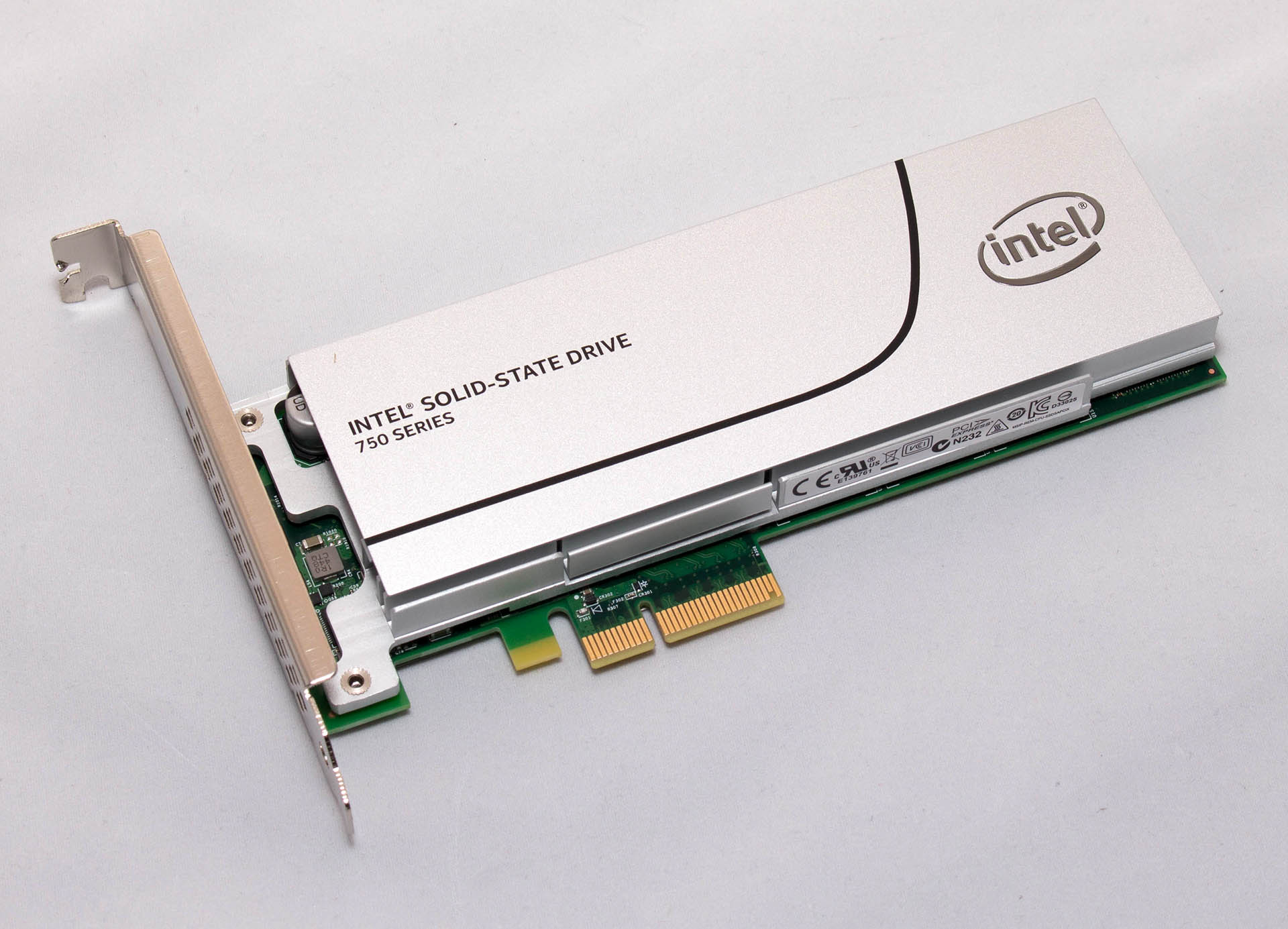 Intel SSD 750 400GB test