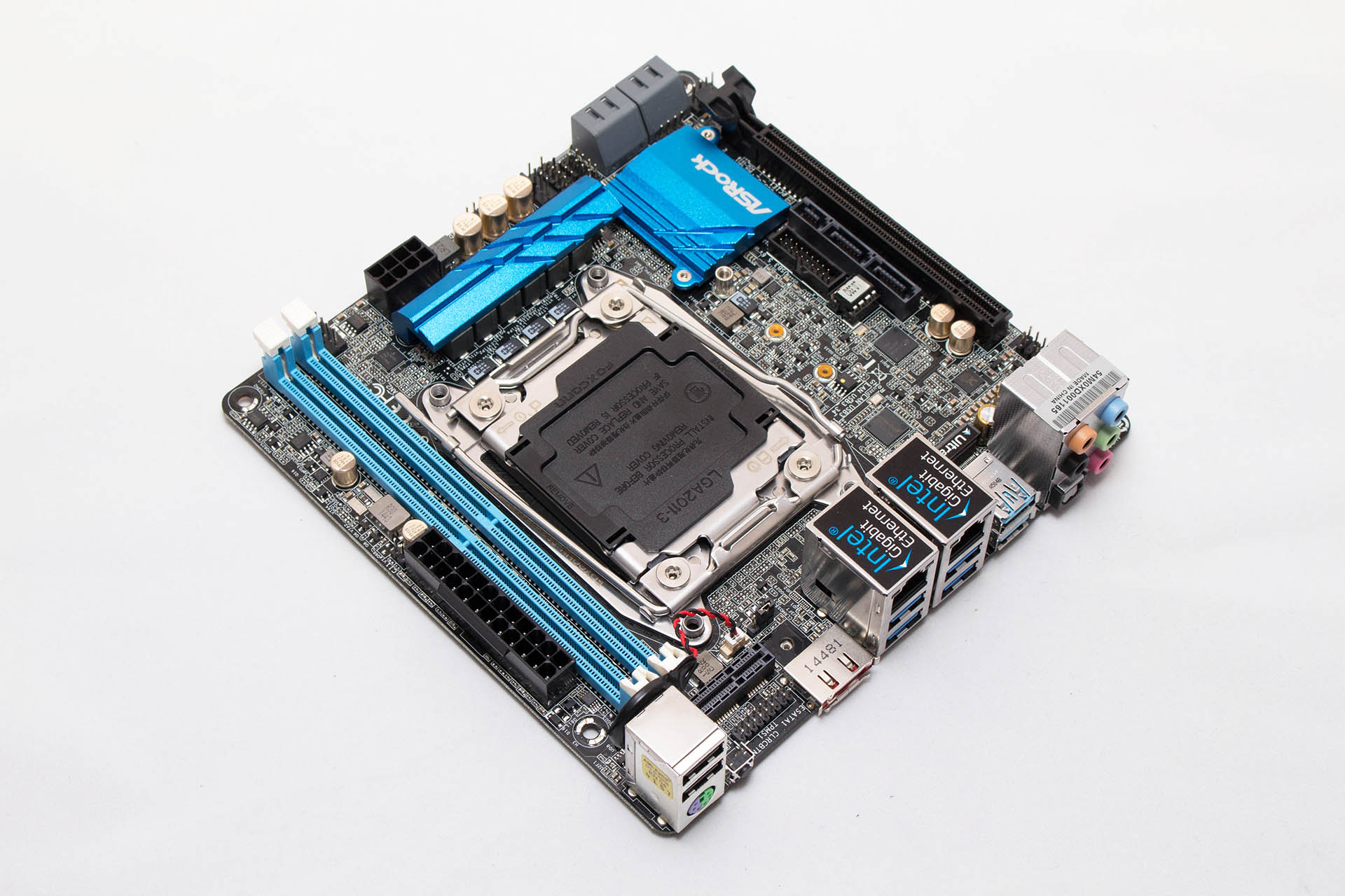 ASRock X99E-ITX/ac – brzi test