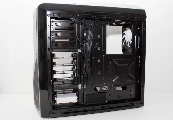 NZXT_Phantom_410_11