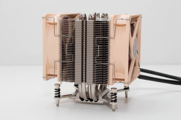 noctua_u12dx_u9dx_18