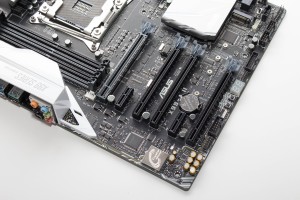 asus_x99a_II_10