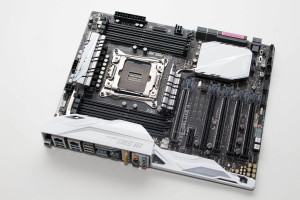 asus_x99_deluxe_II_7