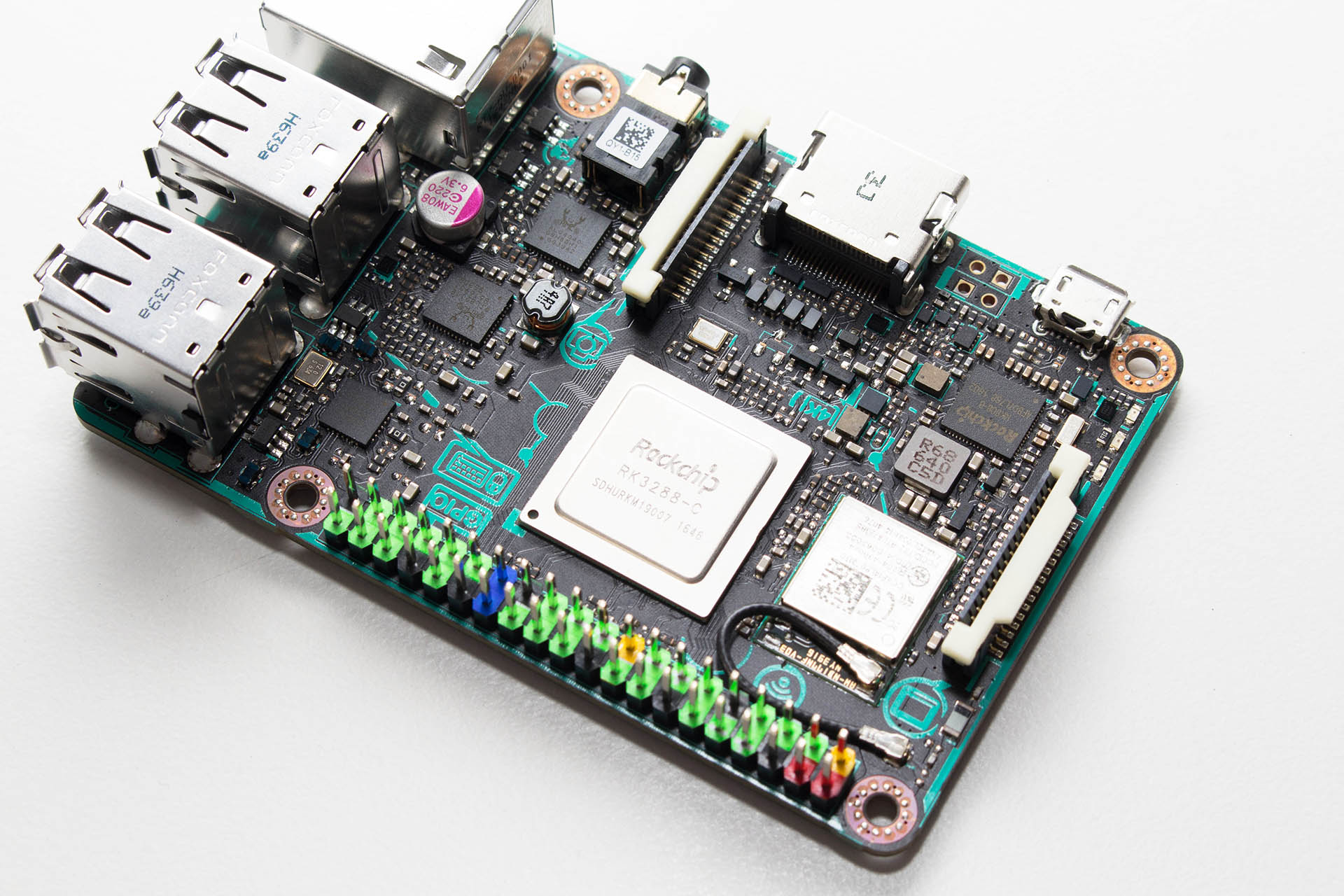 Asus Tinker Board – dala baba “dinar” da uđe u kolo…