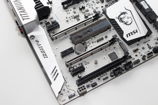 msi_x370_titanium_9