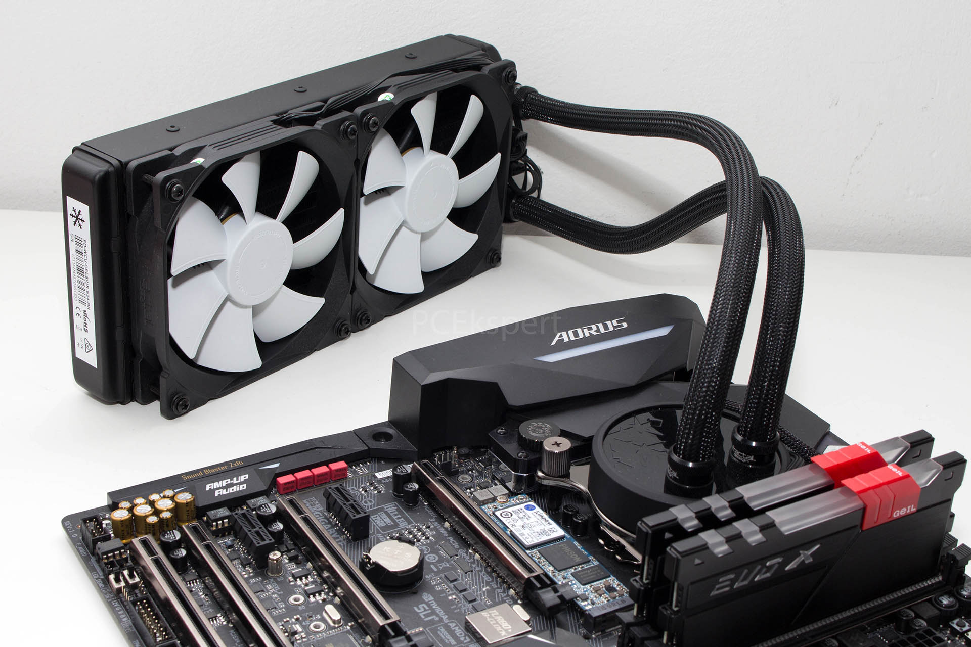 Fractal Design Celsius S24 recenzija