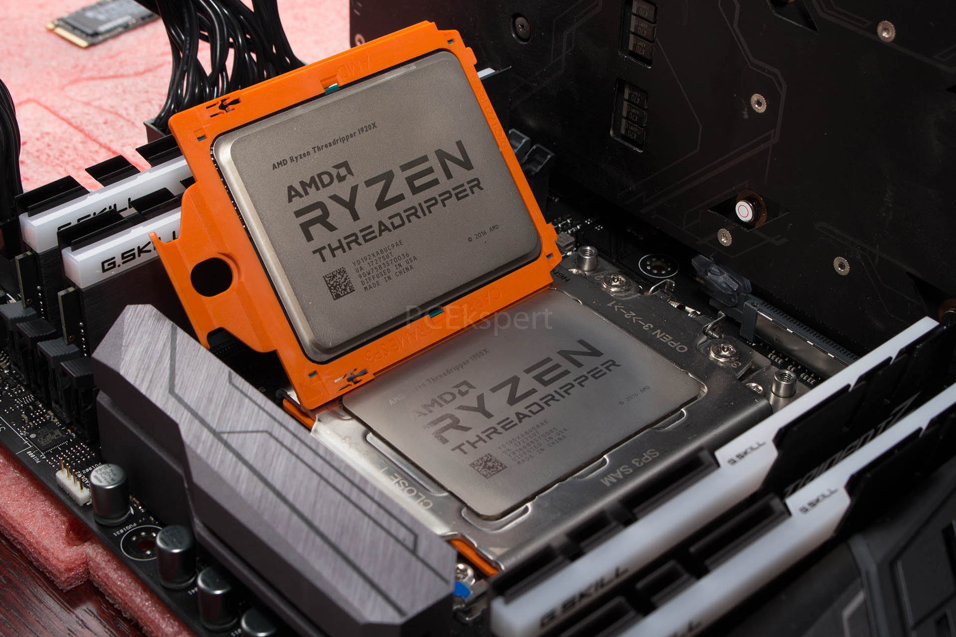 AMD Ryzen Threadripper 1950X & 1920X recenzija