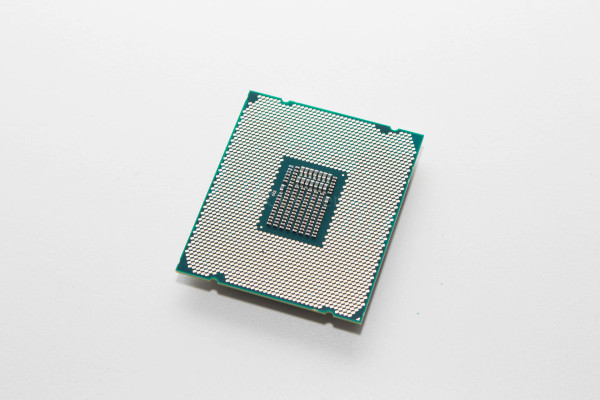 intel_i7_7800x_7