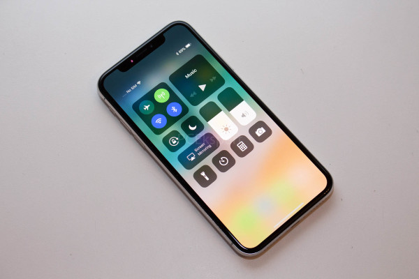 apple_iphone_x_11