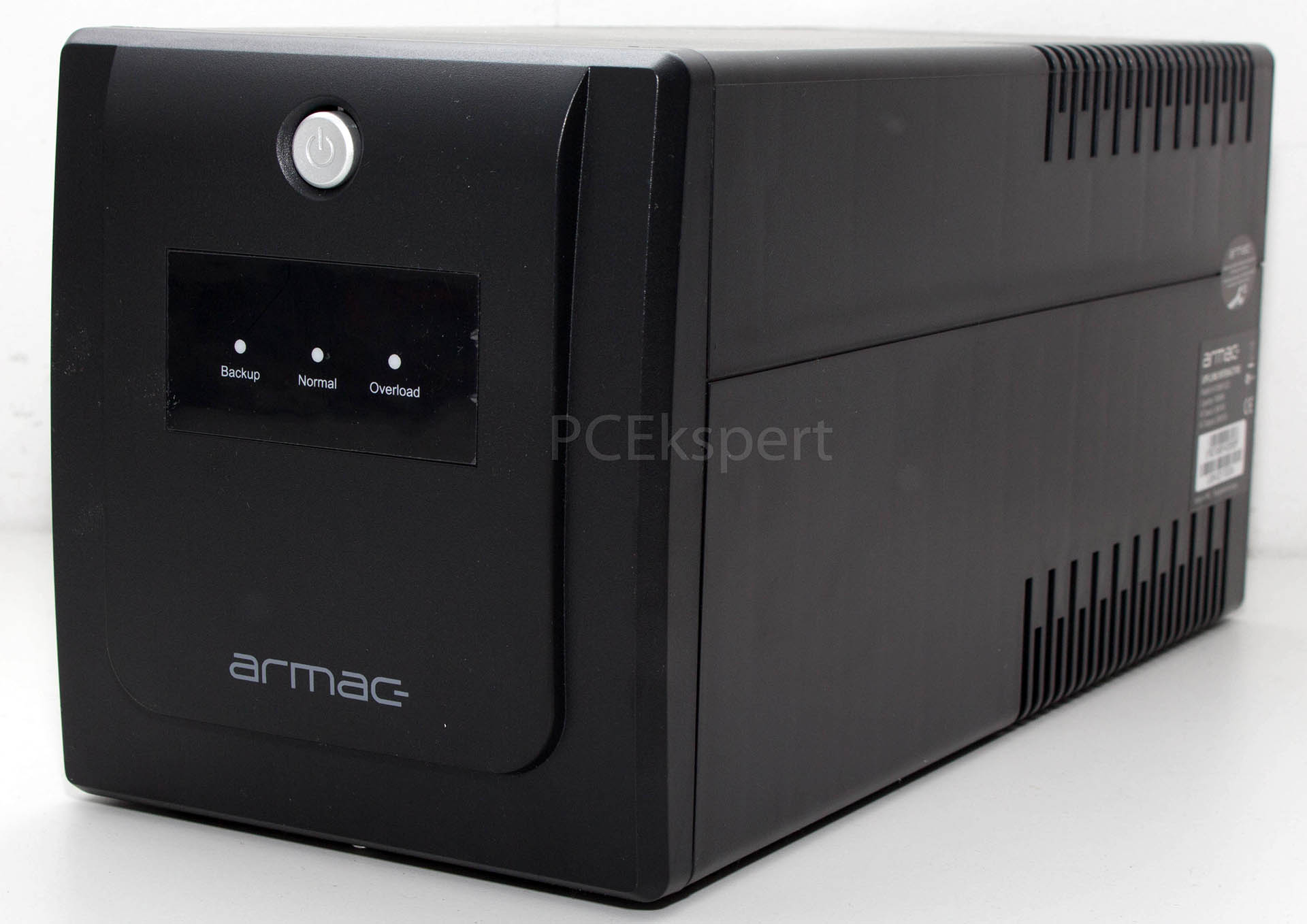 Armac Home 1000F UPS recenzija