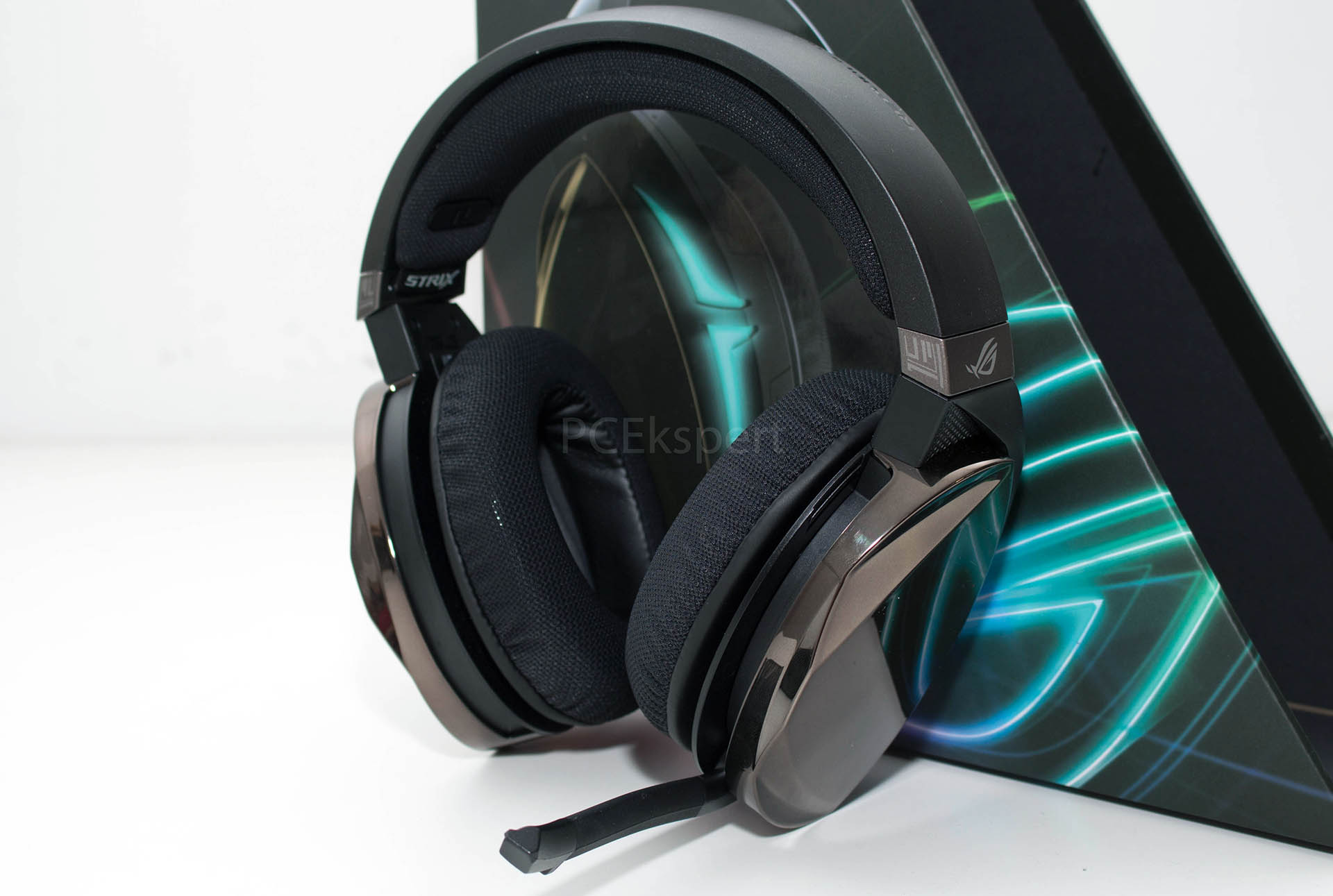 Asus ROG Strix Fusion 500 recenzija