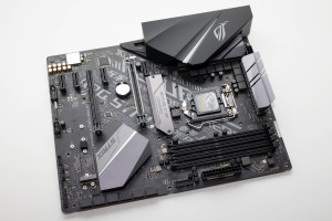 ASUS_STRIX_B360F_Gaming_5