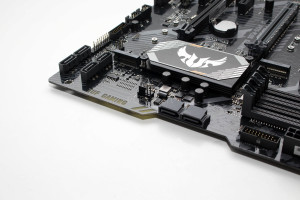 asus_tuf_x470_plus_12