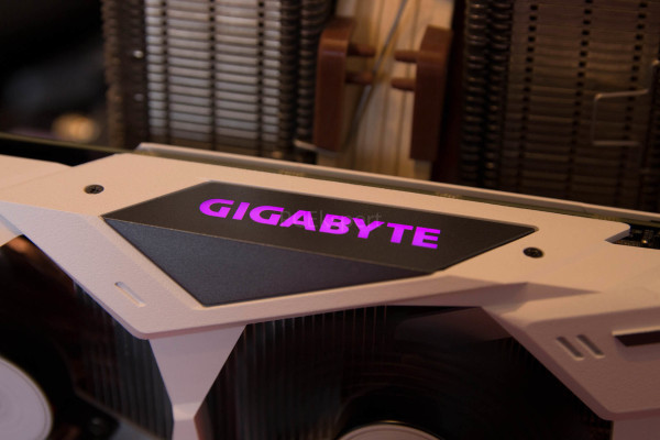 gigabyte_rtx_2070_white_oc_12