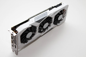 gigabyte_rtx_2070_white_oc_7