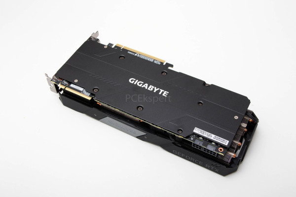 gigabyte_rtx_2080_super_4