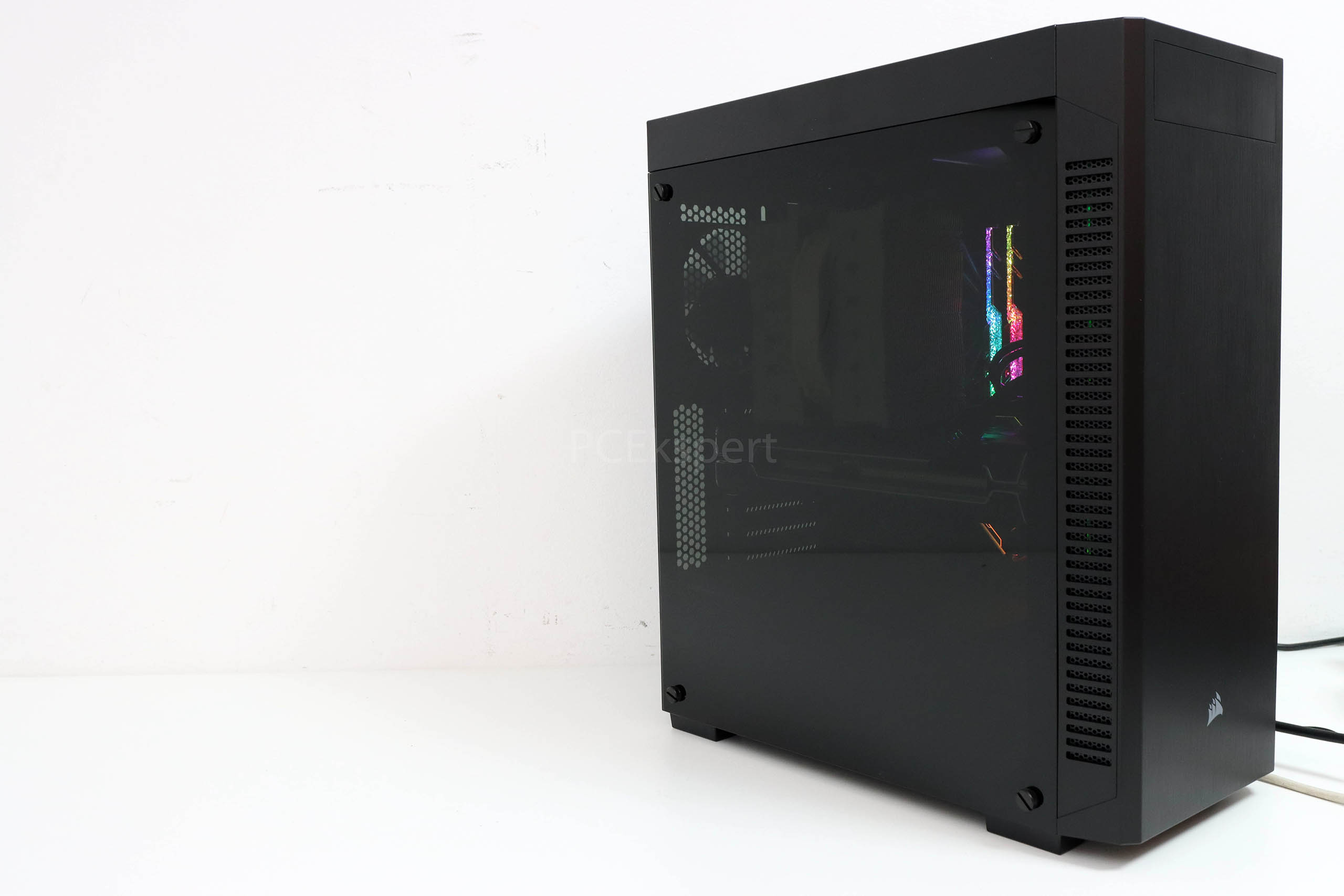 Corsair 110R recenzija