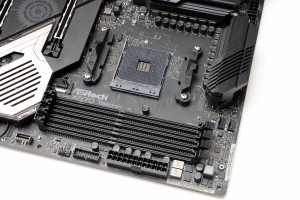 asrock_x570_taichi_7