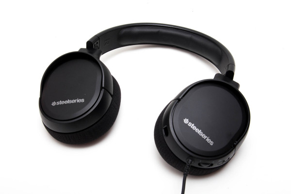 steelseries_arctis_1_5