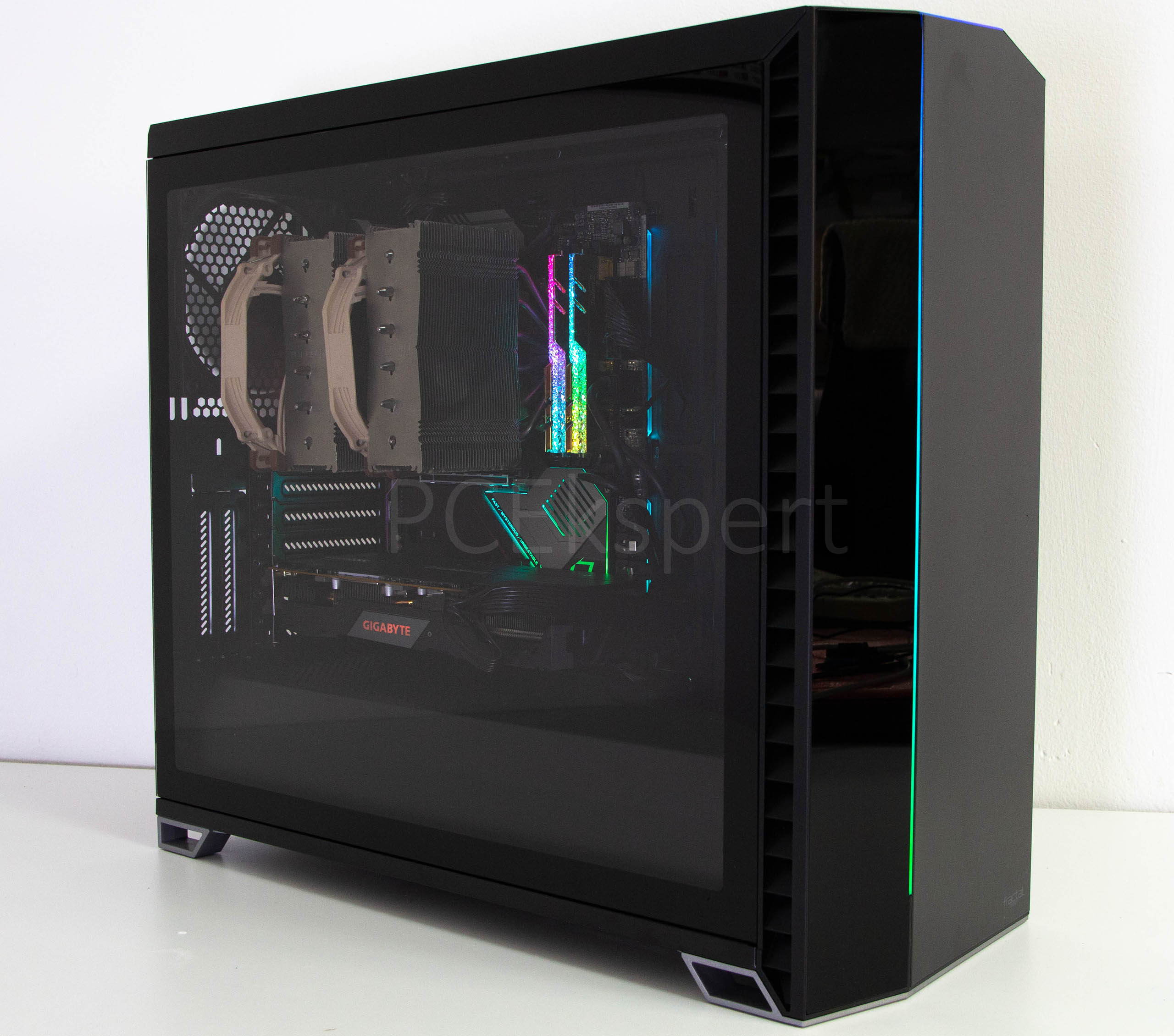 Fractal Design Vector RS recenzija