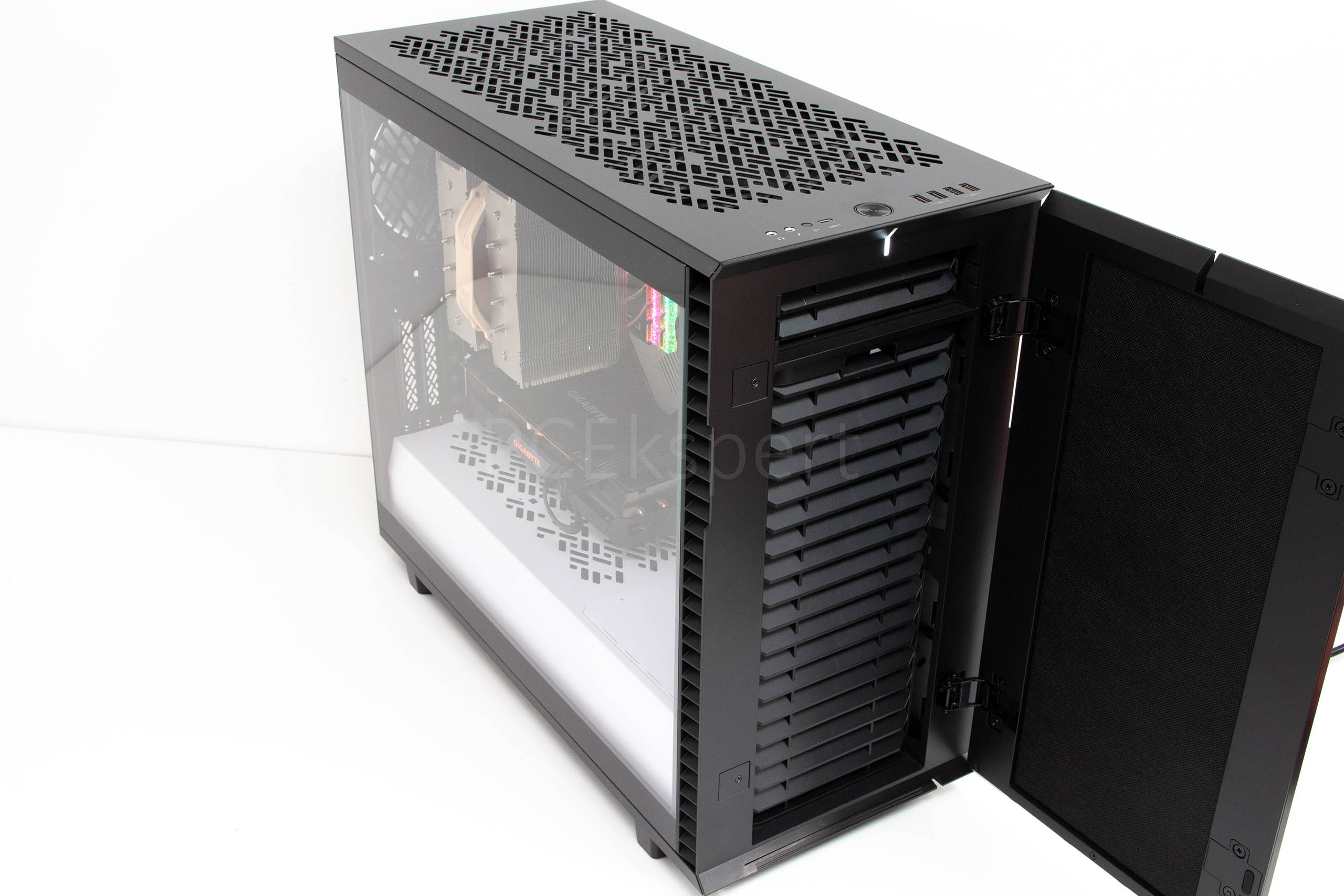 Fractal Design Define 7 recenzija