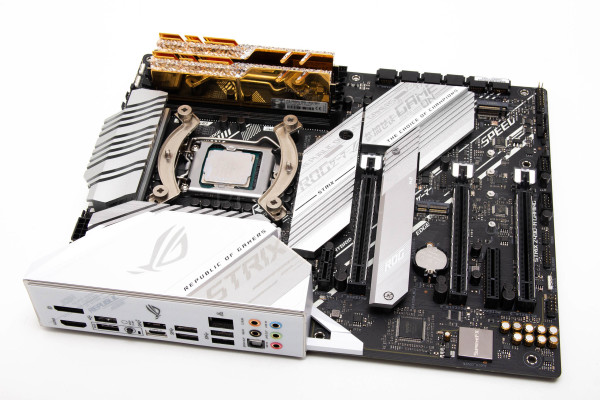 asus_strix_z490a_gaming_19