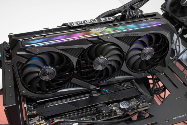 asus_rog_strix_rtx3070_oc_10