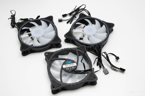 alphacool_eisbaer_pro_aurora_360_4