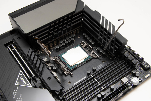 asus_maximus_z690_hero_4