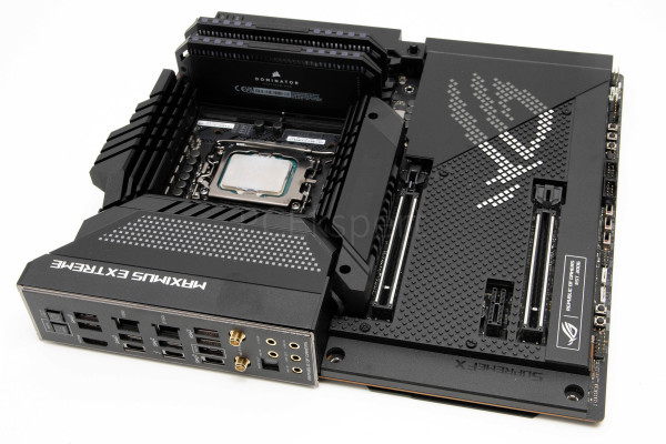 asus_maximus_z690_extreme_26