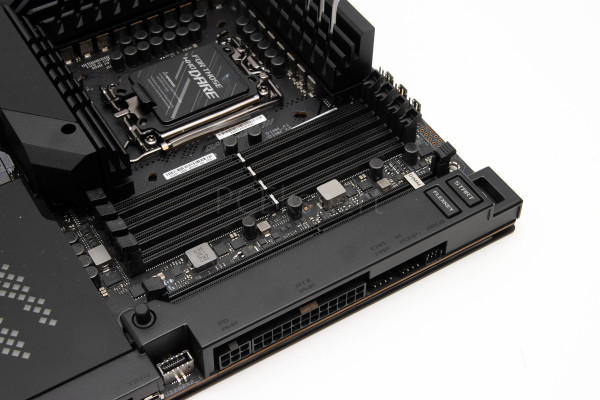 asus_maximus_z690_extreme_3