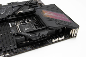 asus_rog_strix_z690-e_gaming_wifi_4