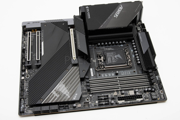 gigabyte_z690_aorus_master_4