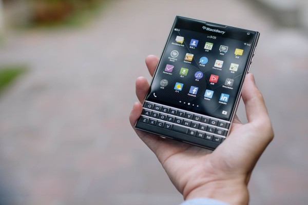 BlackBerry prodao sve patente za mobilnu tehnologiju