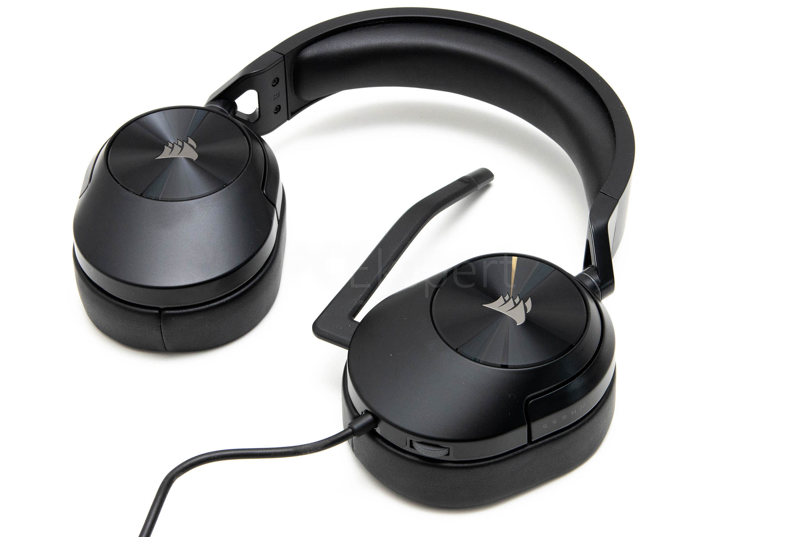 Corsair HS55 Surround recenzija