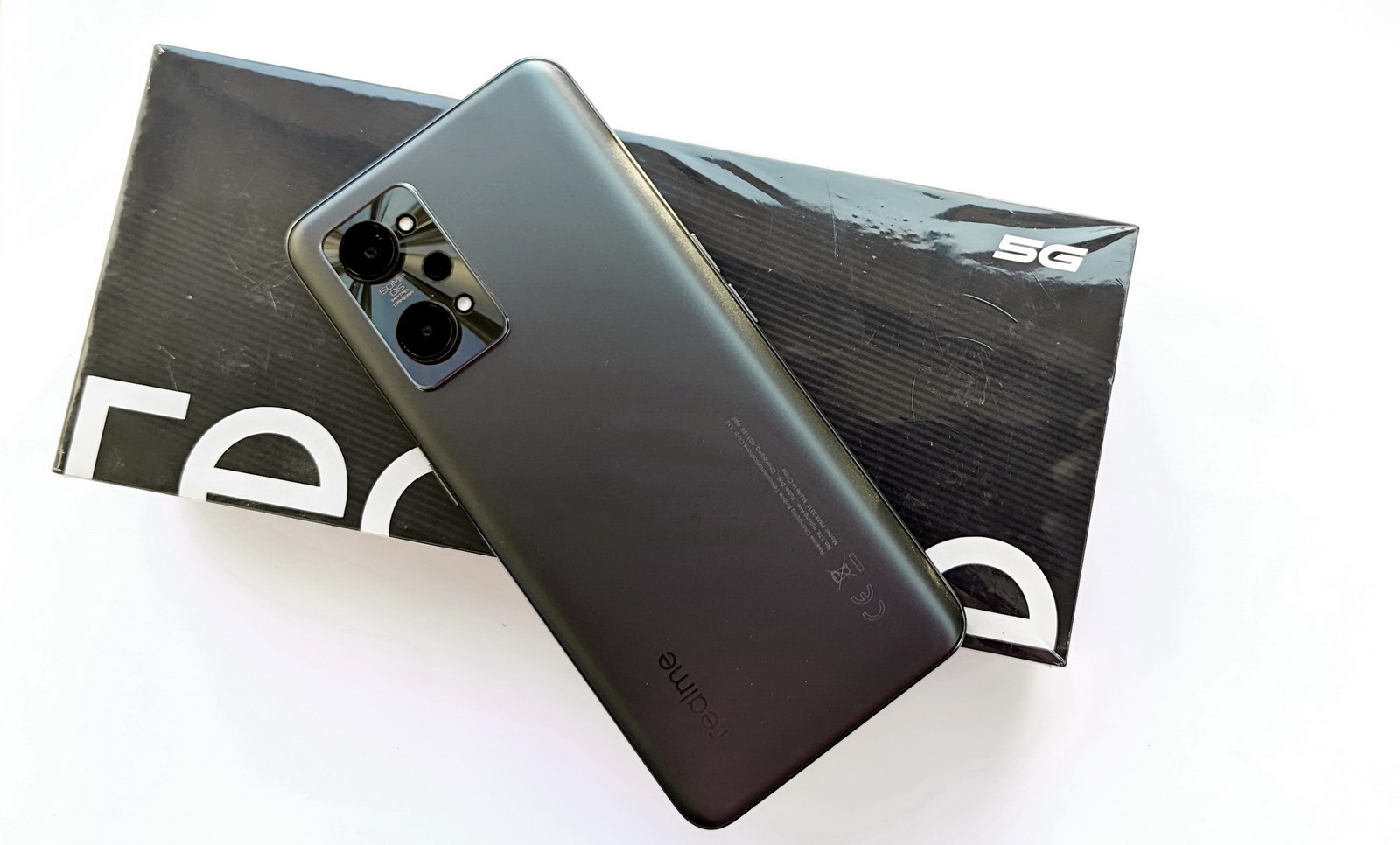 Realme GT2 recenzija