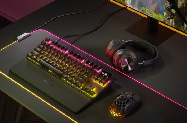 SteelSeries predstavio nove APEX PRO TKL tipkovnice