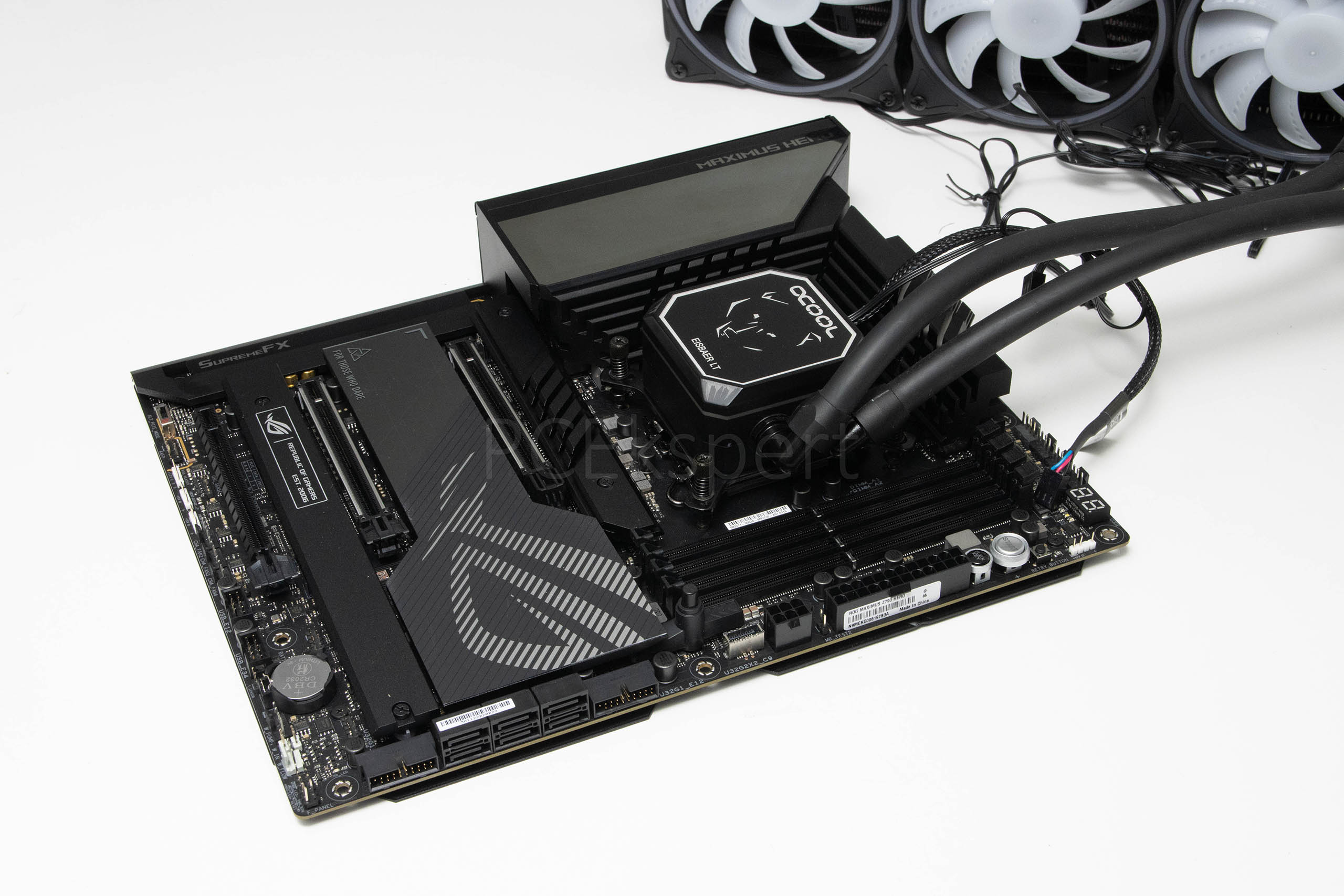 ASUS ROG Maximus Z790 Hero recenzija