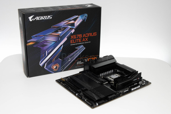 gigabyte_x670_aorus_elite_ax_16