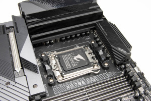 gigabyte_x670e_aorus_master_3