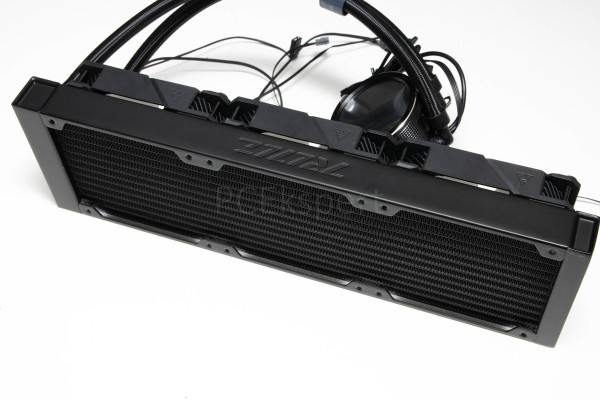 asus_ryuo_III_360_black_4