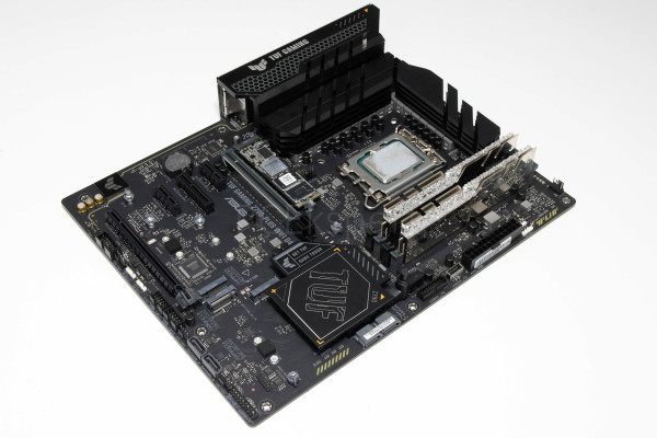 asus_tuf_z790_plus_d4_14