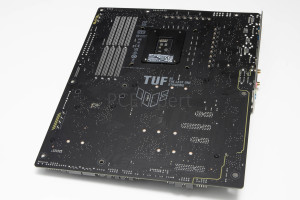 asus_tuf_z790_plus_d4_9