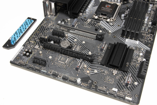 asrock_z790_pg_lightning_9