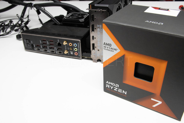 amd_ryzen_7_7800x3d_5