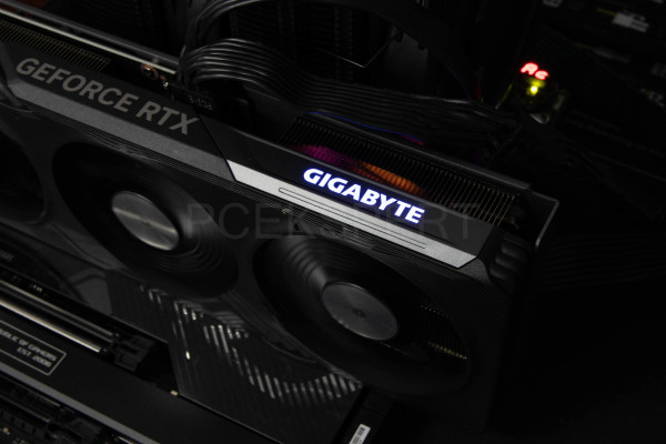 gigabyte_rtx_4060_gaming_oc_8g_9