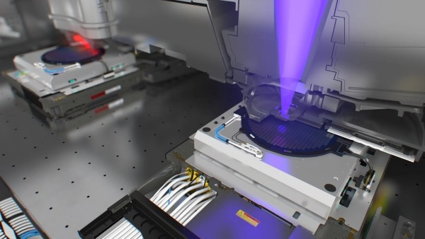 ASML ove godine isporučuje prvi high-NA EUV litografski stroj